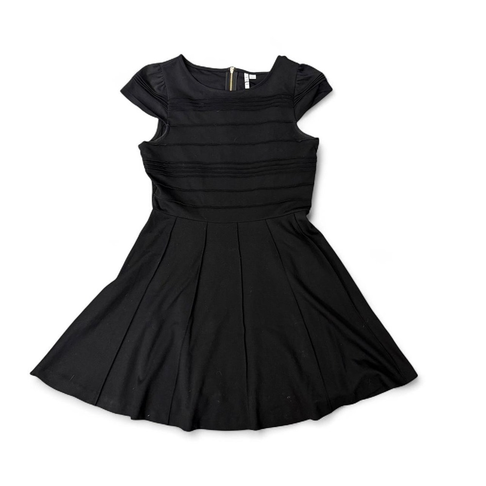 LIKE NEW Elle Blk pleated mini dress short sleeve flare circle skirt gold zip 10